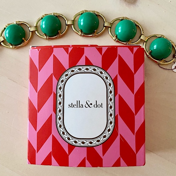 Stella and Dot Bracelet - Picture 1 of 6